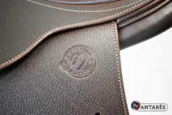 Signature By Antares Jumping Saddle Grain Leather -Horse Care World SIGOBSC GV PIC 202003 04
